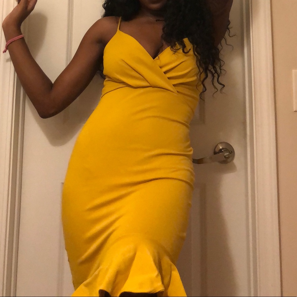 Yellow dress